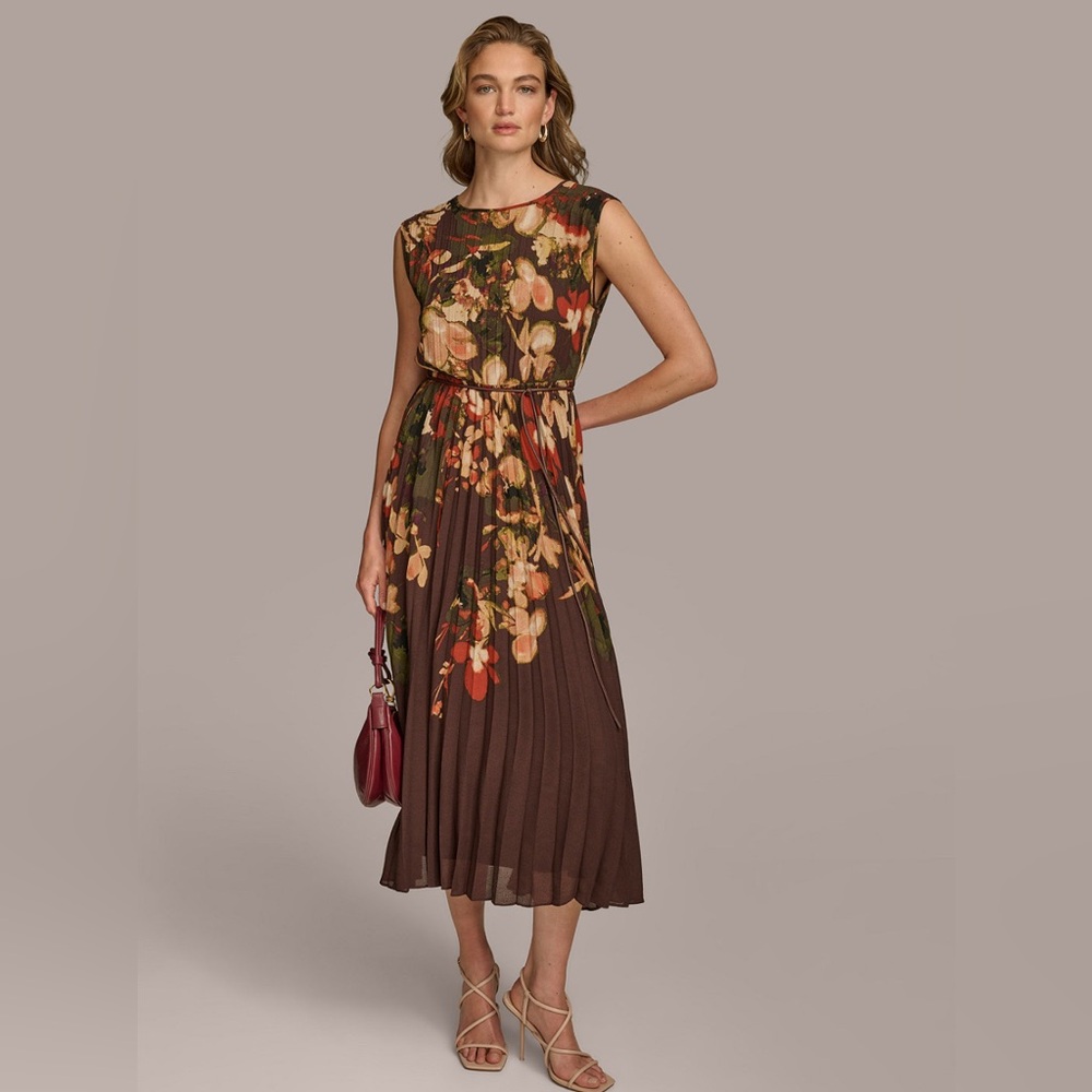 Chiffon Floral Pleated Sleeveless Dress